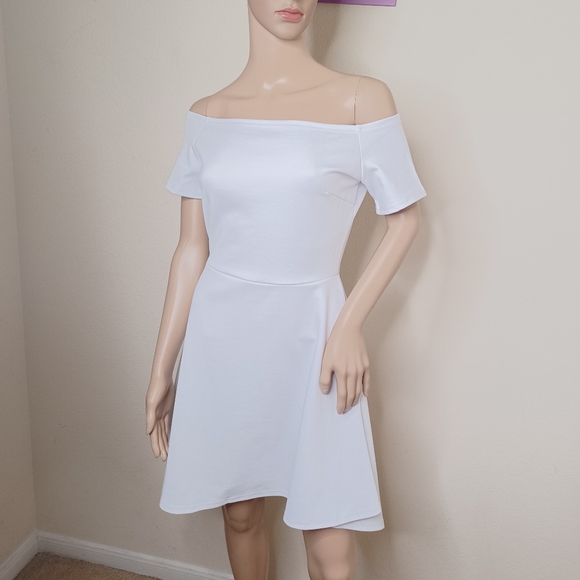 Sarin Mathews Womens Small Off The Shoulder High Low Cocktail Skater Dress - Picture 8 of 12